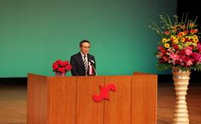 ����, �e�[�u��, ��, ���� ���܂܂�Ă���摜

AI �����R���e���c�͌����܂މ\��������܂��B